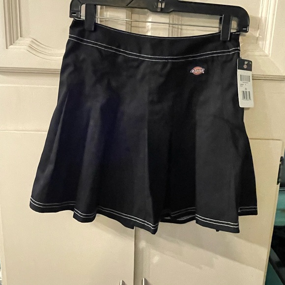 NWT Dickies Pleated Skirt - Picture 2 of 8